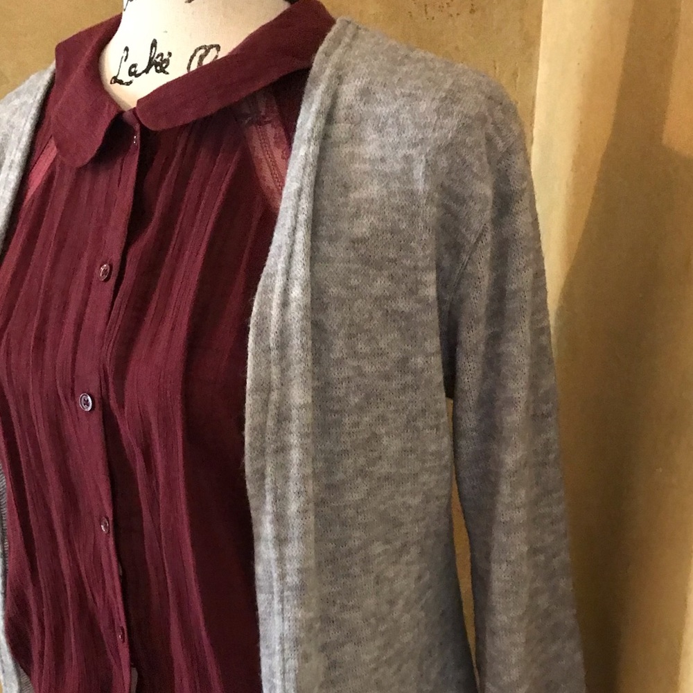 Soft Gray Cardigan With Pockets